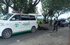 Pengendara Motor Terlindas Truck, Setelah Jatuh Akibat Senggolan Motor, Meninggal di Lokasi Kejadian, di Ponorogo