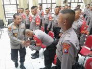 Kapolda Jatim Berikan Pembekalan, Bentuk Karakter Siswa Diktuk Bintara Baru