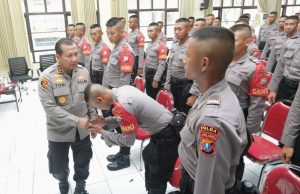 Kapolda Jatim Berikan Pembekalan, Bentuk Karakter Siswa Diktuk Bintara Baru