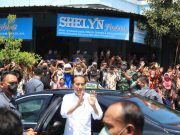 Presiden Jokowi Berbagi Bantuan di Pasar Rejoso Nganjuk, Polda Jatim Lakukan Pengamanan VVIP