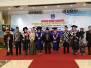 STIKES Buana Husada Ponorogo Wisuda 42 Tenaga Kesehatan Handal, Profesional & Berkarakter