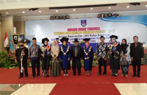 STIKES Buana Husada Ponorogo Wisuda 42 Tenaga Kesehatan Handal, Profesional & Berkarakter