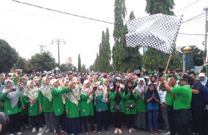 Jalan Sehat Kerukunan Kemenag Ponorogo Berhadiah Umroh Tembus 5 Ribu Peserta