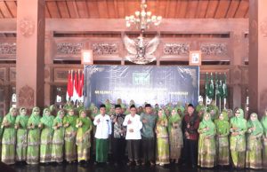 Pelantikan PC Muslimat NU Ponorogo, Hj Masruroh Ingatkan 4 Wasiat Sunan Drajat