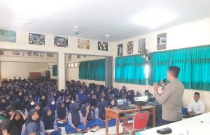 Polsek Sukorejo Sosialisasi Anti Bullying di SMPN 1 Sukorejo