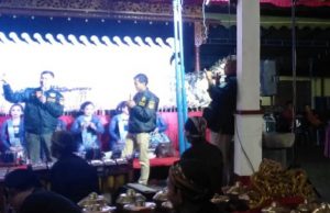 Wayang Kulit di Ngebel, Bea Cukai Sosialisasi Ciri Rokok Ilegal & Sanksinya