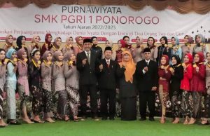 Lulusan SMK PGRI 1 Ponorogo Terserap Kerja & Kuliah, Dua Siswa Magang di Jepang
