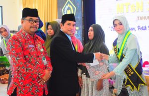 MTsN 1 Ponorogo Sukses Purnawiyata Ke-44 & Wisuda Tahfidz Ke-2