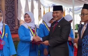 SMAN 1 Ponorogo Cetak Siswa Berprestasi & Hafal Al Qur’an