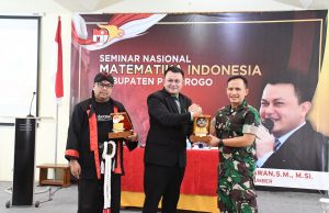 Seminar Nasional Matematika Indonesia Kabupaten Ponorogo