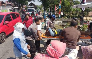 Motor Tabrak Dum Truck, Satu Luka Serius