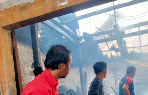 Pagi Buta Rumah di Panjeng Ludes Dilalap Si Jago Merah