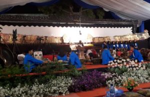 Wayang Kulit HUT Ke-63 SMAN 1 Ponorogo, Cetak 17 Calon Dokter Hingga Tembus Luar Negeri