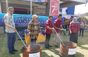 Wujudkan Efisiensi dan Efektivitas Pengelolaan Arsip, Kantor Imigrasi Ponorogo Laksanakan Pemusnahan Arsip Fisik Substantif Keimigrasian