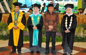 Prof. Dr. Miftahul Huda, M.Ag Dikukuhkan Sebagai Guru Besar, Amunisi IAIN Ponorogo Alih Status Jadi UIN