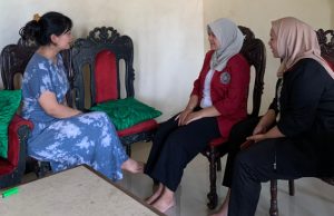 Sosialisasi Kedisiplinan Siswa Pada Wali Murid SDN 2 Singgahan Door to Door Kelompok 83 PMM Universitas Muhammadiyah Malang
