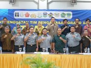 OPTIMALKAN PENGAWASAN ORANG ASING, KANTOR IMIGRASI PONOROGO GELAR RAKOR DAN OPERASI GABUNGAN TIMPORA TINGKAT KABUPATEN TRENGGALEK