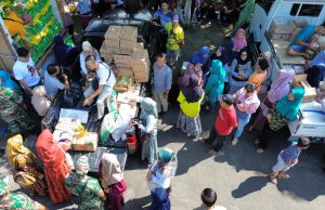 Kodim 0802/Ponorogo Diserbu Warga, Ingin Beli Sembako Murah