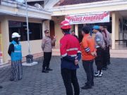 PLN Ikut Berkolaborasi dengan Polsek Siman Ponorogo Gelar Patroli Balon Udara