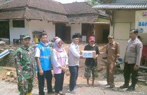Peduli Korban Longsor Bendungan Trenggalek, PLN UP3 Ponorogo Berikan Bantuan Sembako