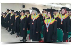 Lulusan MAN 1 Ponorogo Siap Masuki Dunia Kerja & Kuliah, Wisuda Prodistik ITS Surabaya & Purnawiyata
