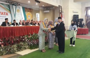 Istimewa, Purnawiyata SMK PGRI 1 Ponorogo Dihadiri Bupati Sugiri: Siap Kerja Siap Kuliah