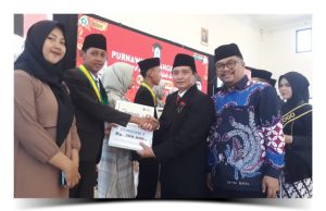 MTsN 1 Ponorogo Purnawiyata Siswa Berprestasi, Berkarakter & Hafidz Al Qur’an