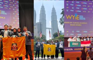 Smaga Mendunia: Pelajar Kelas Internasional SMAN 3 Ponorogo Raih 2 Medali Karya Ilmiah di Malaysia