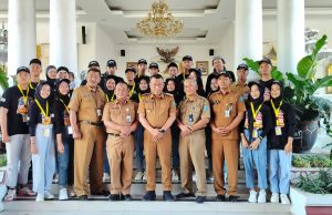 Bupati Sugiri Minta SMPN 2 Kauman Totalitas di Festival Reog Barong Antar Bangsa Malaysia