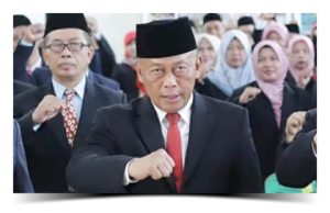 Jelang Pilkada Bupati Sugiri Kembali Diserang Ijasah Palsu, Gibran & Jokowi Pernah Diisukan Hal yang Sama