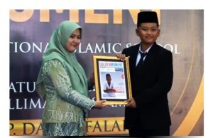 Golden Moment SDIT & KMI Darul Falah Bertabur Prestasi & Capaian Hafalan Al Qur’an