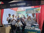 Ikut Ramaikan Acara Grebeg Suro 2024, PLN UP3 Ponorogo Lakukan Sosialisasi PLN Mobile dan REC