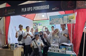 Ikut Ramaikan Acara Grebeg Suro 2024, PLN UP3 Ponorogo Lakukan Sosialisasi PLN Mobile dan REC