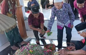 Kepala Desa Bringinan, Perangkat serta Warga Desa, Gelar Tabur Bunga dan Doa Bersama