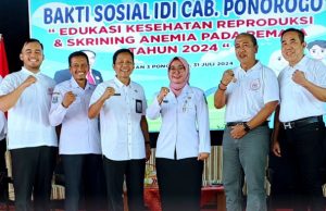 Siswa SMAN 3 Ponorogo Sehat Berprestasi, Bersama IDI Edukasi Kesehatan Reproduksi & Screening Anemia