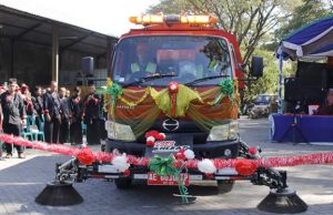 Luncurkan Road Sweeper Truk Penyapu Jalan Canggih, Jadi Kado Hari Jadi Ke-528 Kabupaten Ponorogo