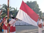 Paskibraka Putri & Nuansa Tradisi Warnai Upacara HUT RI Ke-79 Pesantren Darul Falah Ponorogo