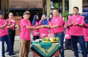 Opening HUT ke-35 SMAN 3 Ponorogo, Dr. Sasmito: Santun, Cerdas, Berprestasi & Mendunia