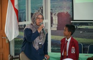 PLN UP3 Ponorogo Berikan Edukasi Keselamatan Ketenagalistrikan dan Sosialisasi PLN Mobile kepada Siswa SDN 1 Balong