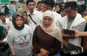 Pedagang Pasar Legi Ponorogo Doakan Khofifah Terpilih Kembali Jadi Gubernur