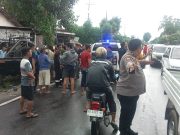 Menegangkan, Sopir Pick Up Terjepit Tabrakan Tronton di Ponorogo