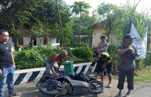 Laka Maut di Simpang Tiga Jambon Ponorogo: Truk Engkel Vs Motor Beat
