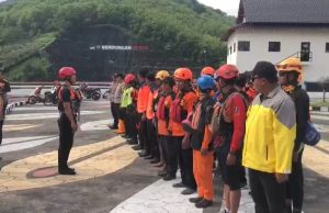 Tim SAR Pakai Sonar Cari Korban Tenggelam di Waduk Bendo Ponorogo