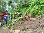 Longsor Timpa Rumah & Menutup Akses Menuju Telaga Ngebel Ponorogo