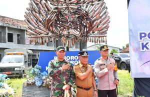 Uniknya, Monumen Reog Ponorogo Zero Knalpot Brong