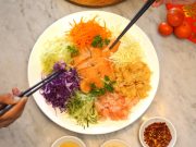 Imlek, Tradisi Yu Sheng Awali Tahun Ular Kayu di Kota Madiun