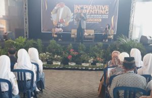 Resep Sukses Dunia Akhirat Dr Nafik Palil di Inspirative Parenting SMKN 2 Ponorogo