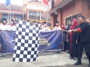 Pakaian Adat Nusantara Meriahkan Parade Budaya SMKN 2 Ponorogo