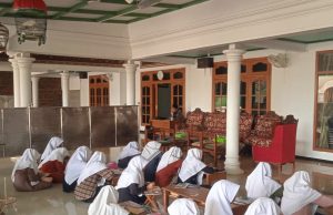 Ngaji Pasan: Tradisi Ramadan di Pondok Pesantren Darul Falah Sukorejo Tetap Lestari