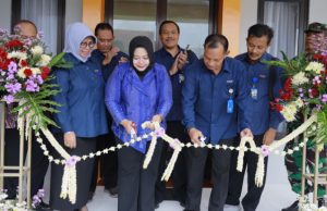 Fasilitas Baru, Wabup Lisdyarita Resmikan Wisma Unmer Malang Kampus Ponorogo